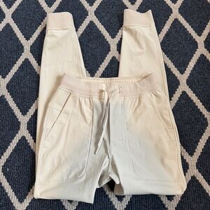 Lululemon Jogger Pants XS | Slim Fit | Stretchy | Fits Women’s XS/S